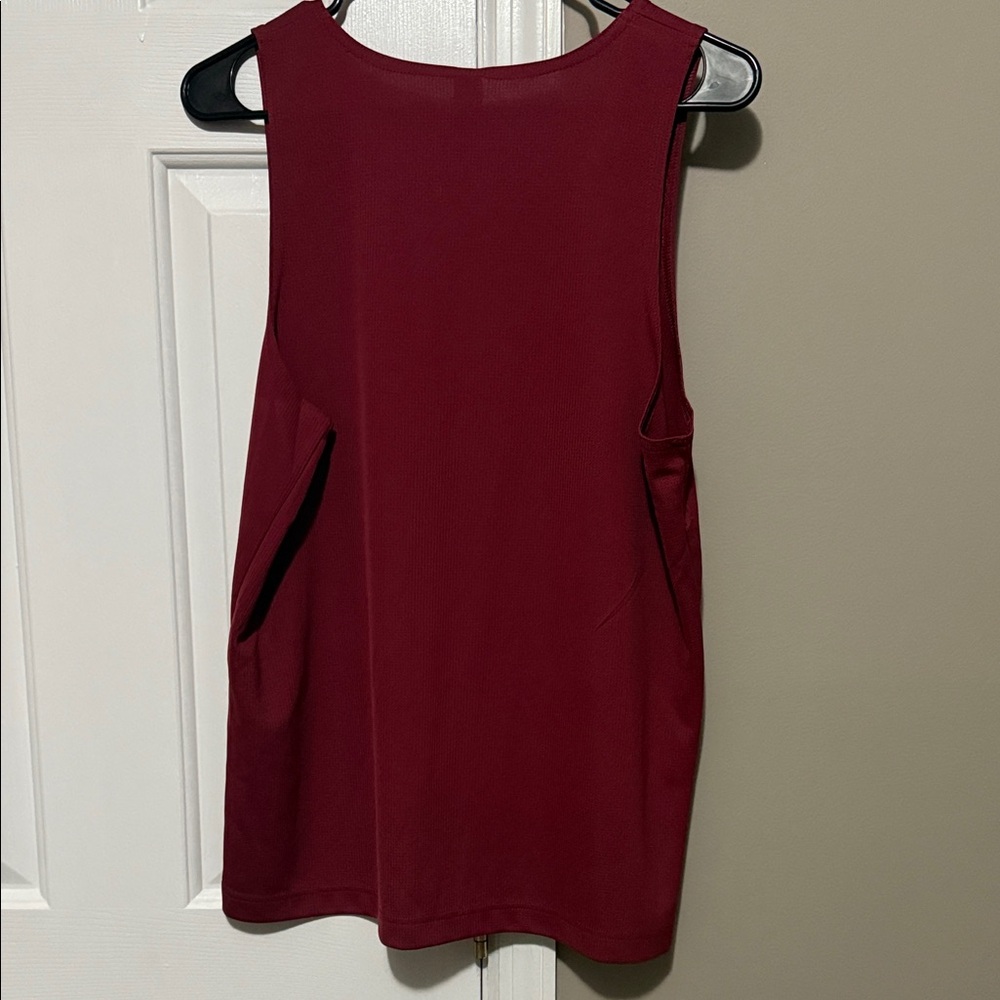 Alo Yoga Women’s “Run Free” Graphic Tank Top | Size Small | Maroon - Picture 5 of 5